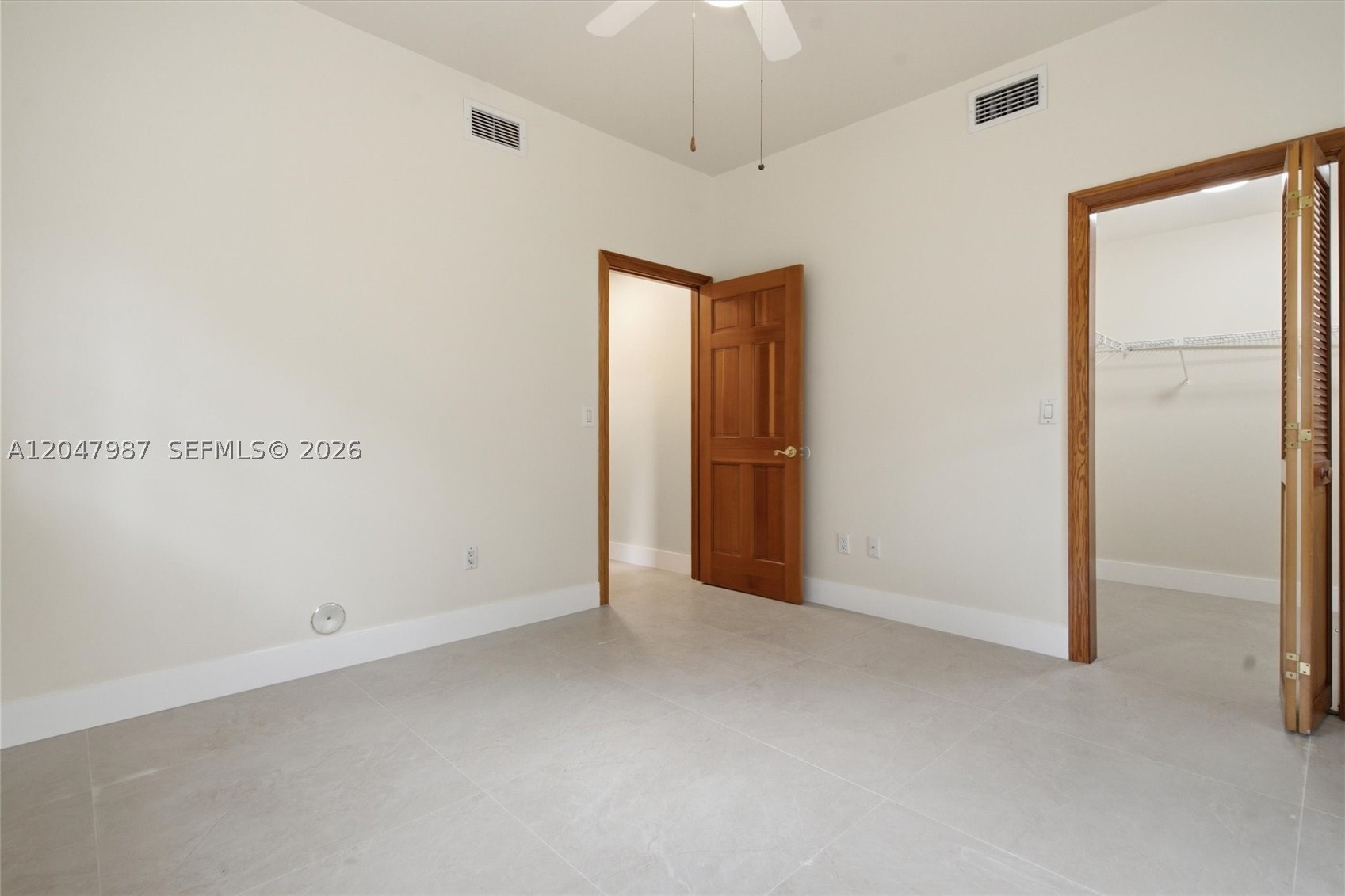 1ST ADDN TO ROYAL OAKS - Residential Lease