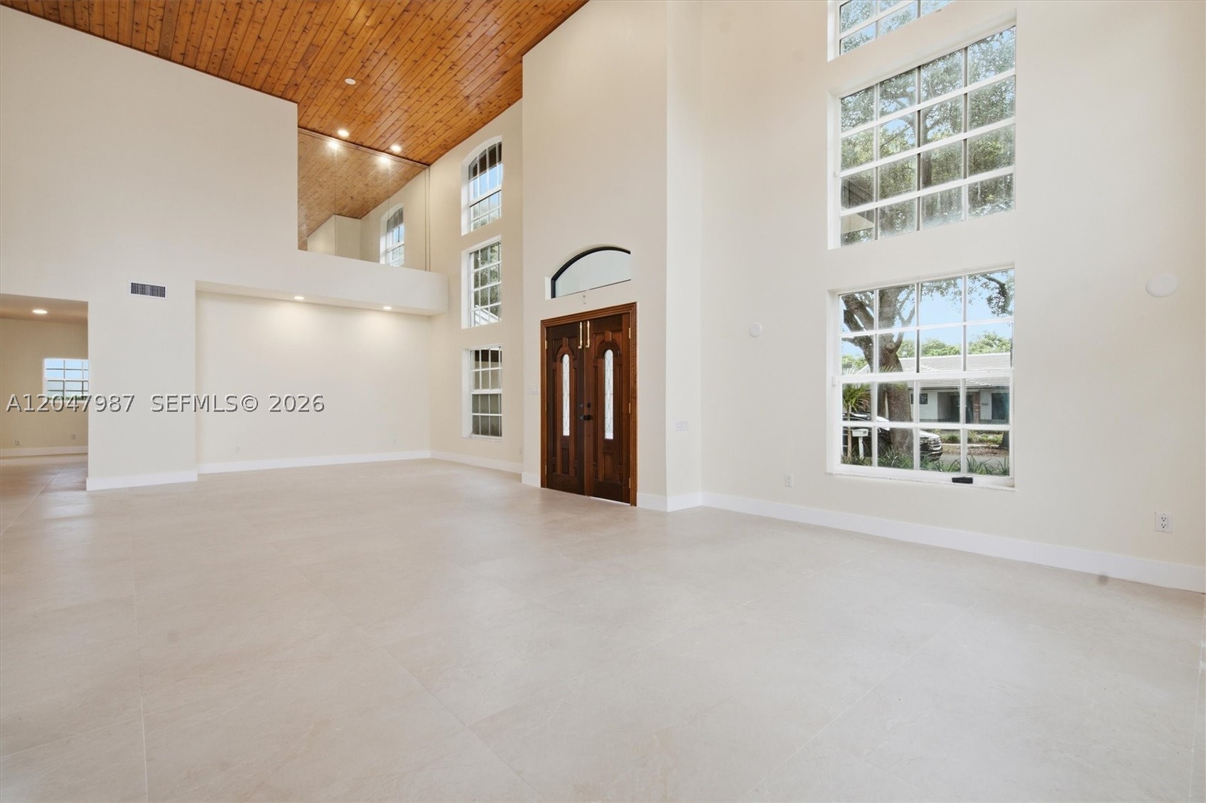 1ST ADDN TO ROYAL OAKS - Residential Lease