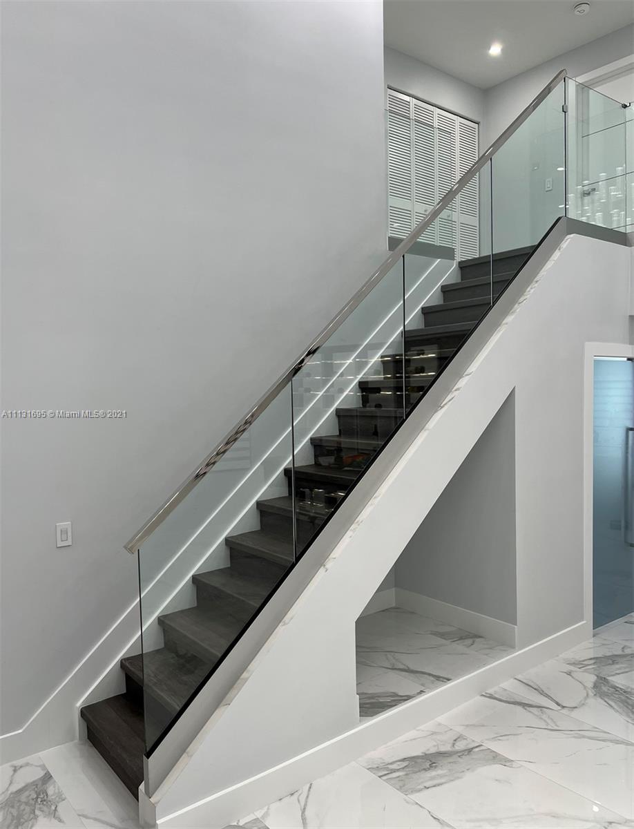CENTEX-REPLAT OF A PORTIO - Residential