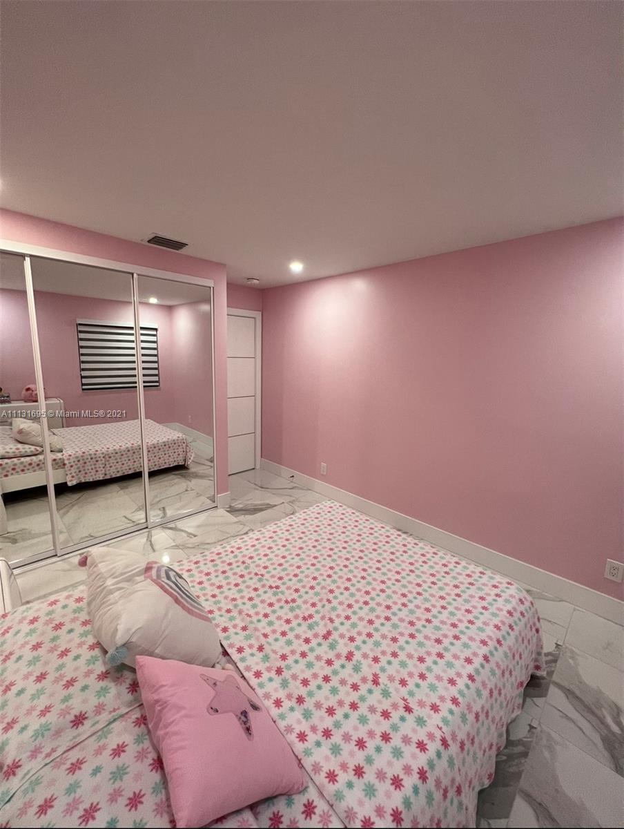 CENTEX-REPLAT OF A PORTIO - Residential