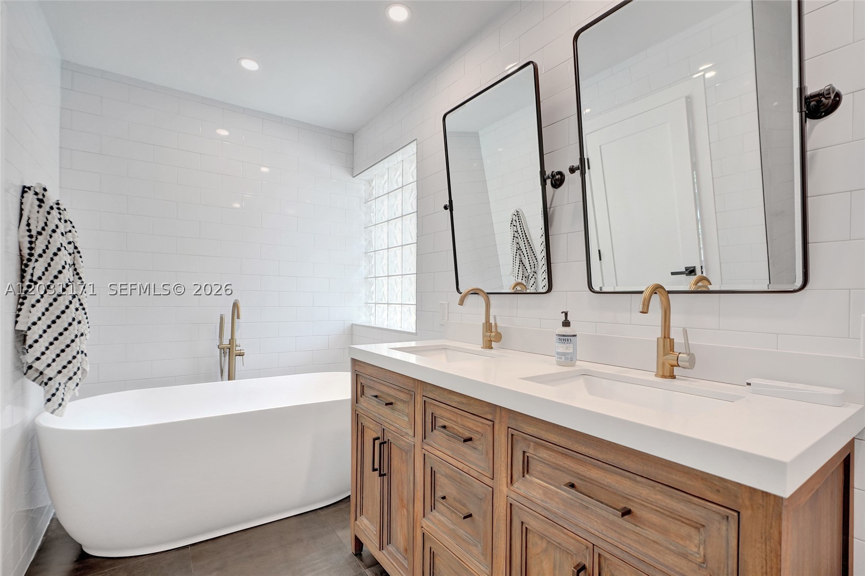 SOUTHWOOD 1ST ADDN - Residential