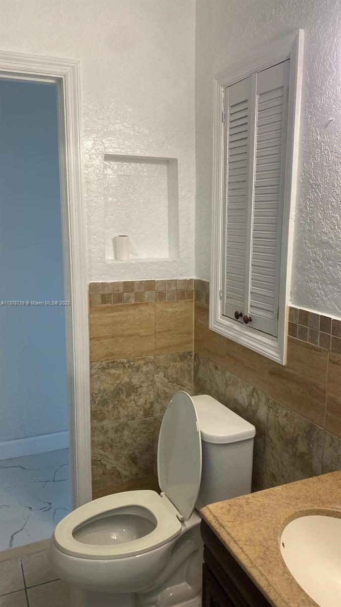 CAROL CITY REV PLAT - Residential Lease