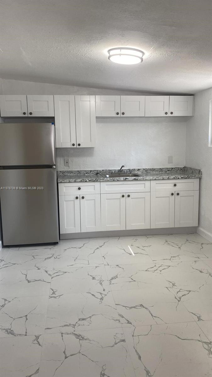 CAROL CITY REV PLAT - Residential Lease