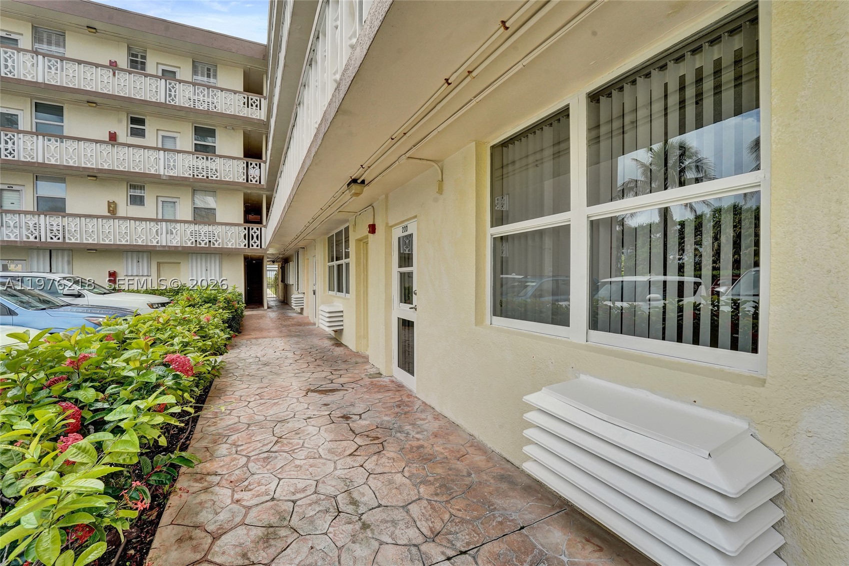 TAROMINA APTS CO-OP - Residential