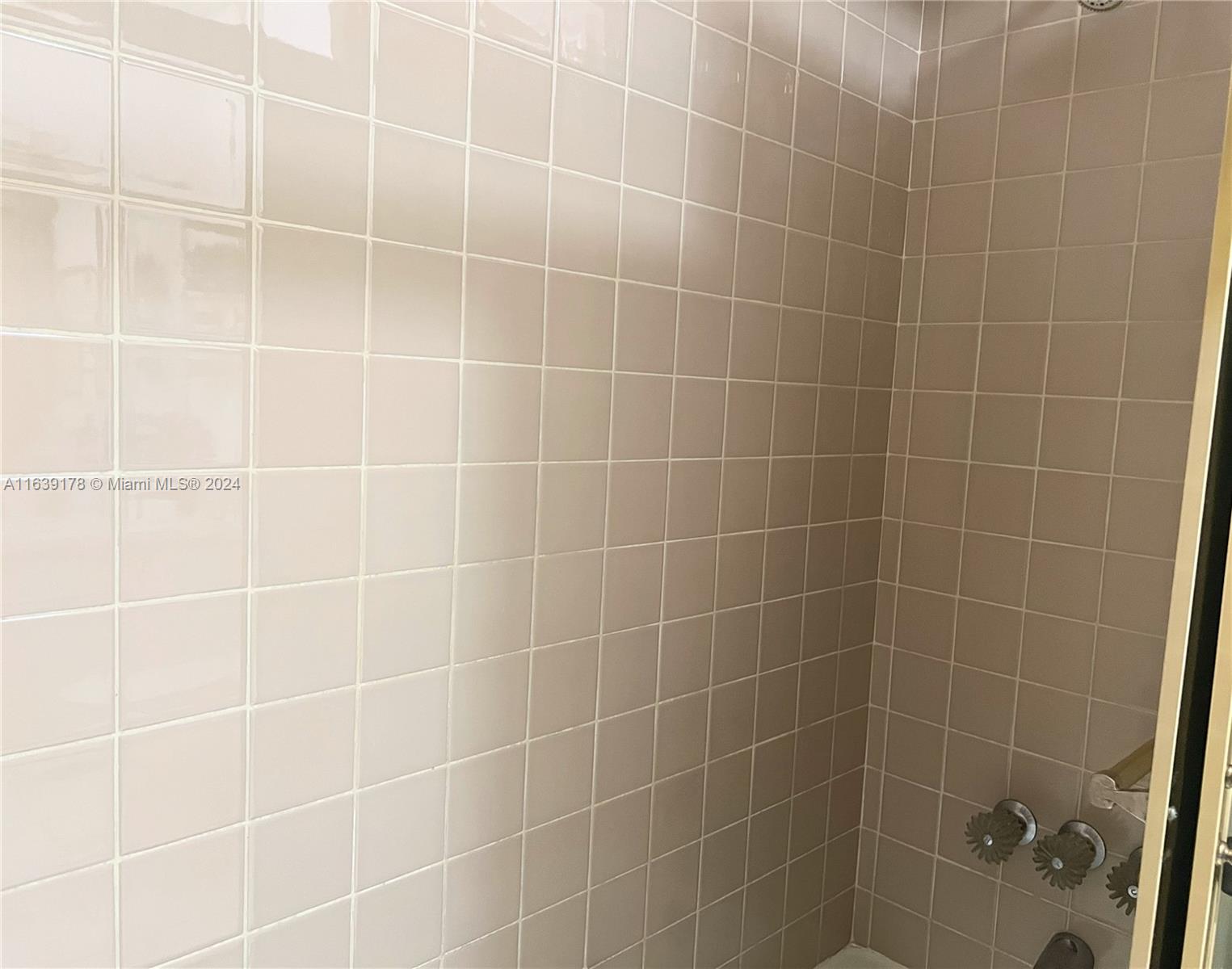 TIMBERLAKE ADD 3 - Residential