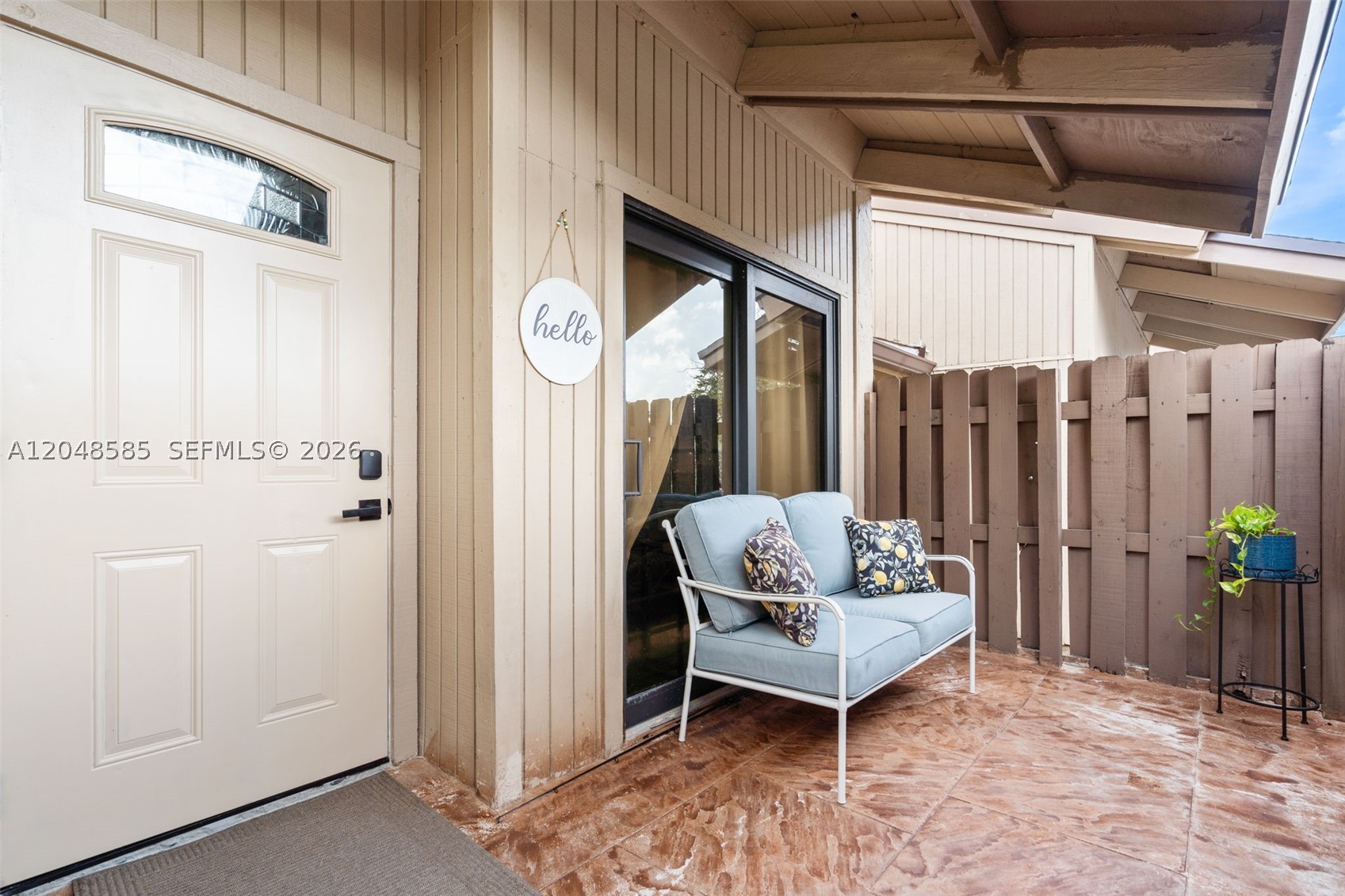 ARROWHEAD GOLF & TENNIS C - Residential