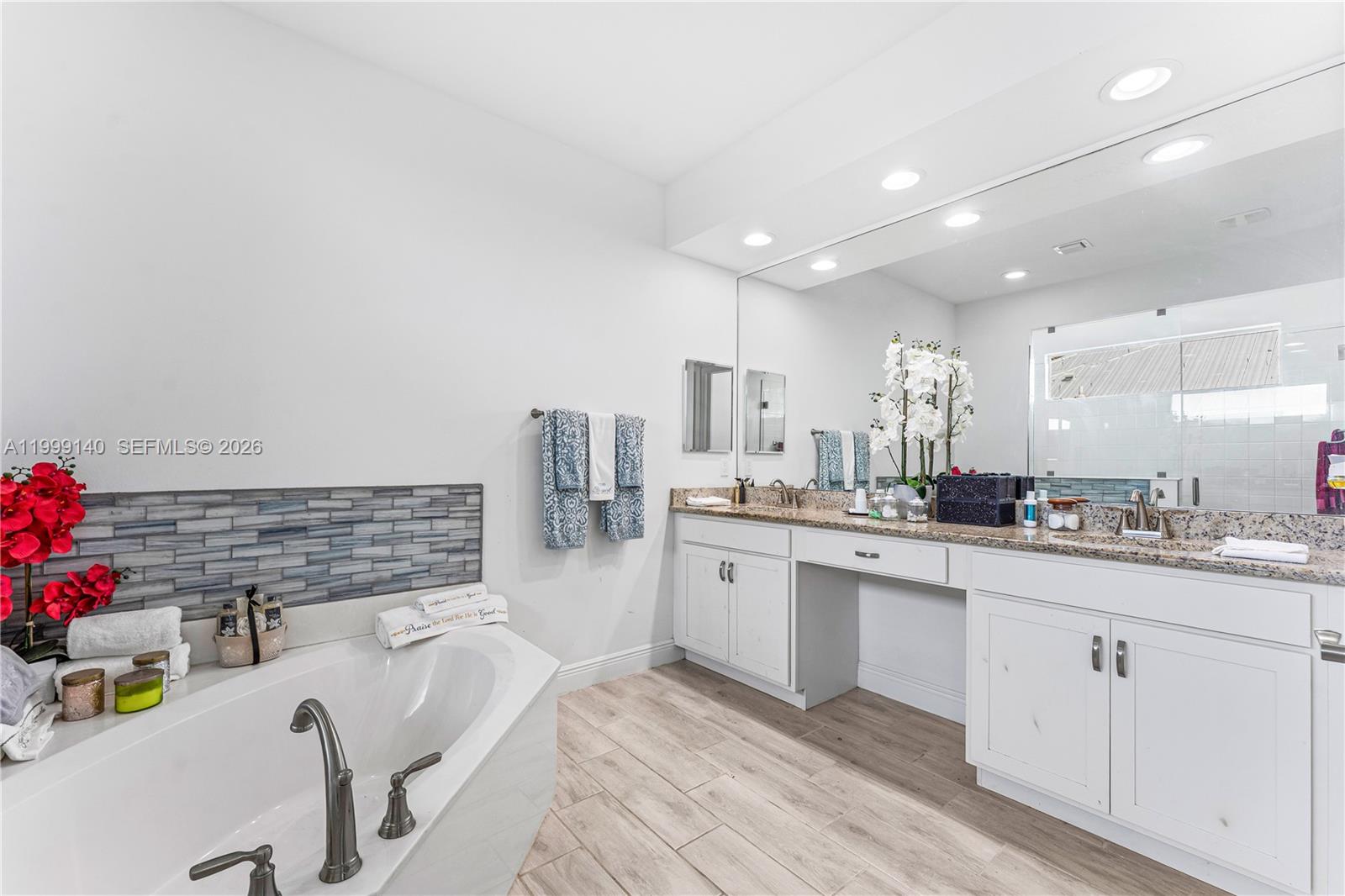 PORT ST LUCIE SECTION 27 - Residential