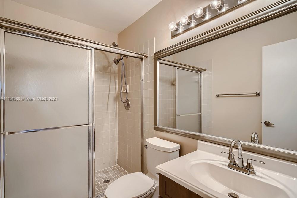 PEMBROKE LAKES SOUTH - Residential