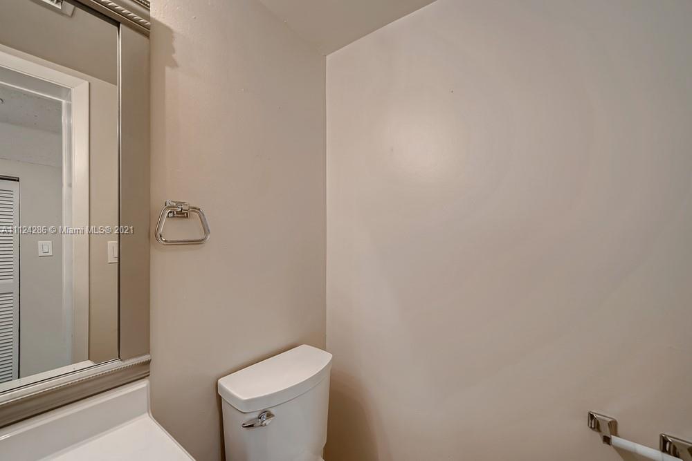 PEMBROKE LAKES SOUTH - Residential