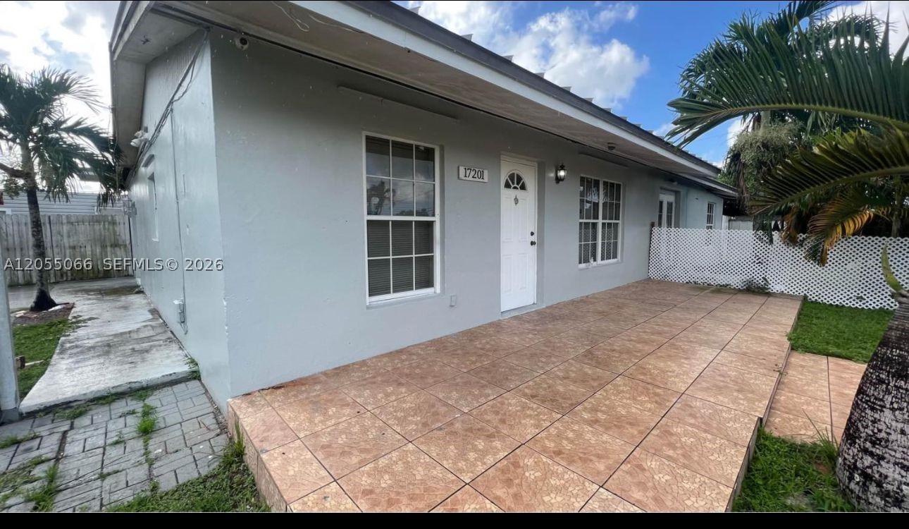 CAROL CITY RED ROAD MANOR - Residential Lease
