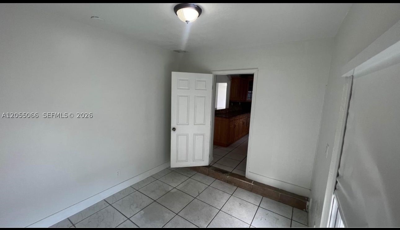 CAROL CITY RED ROAD MANOR - Residential Lease