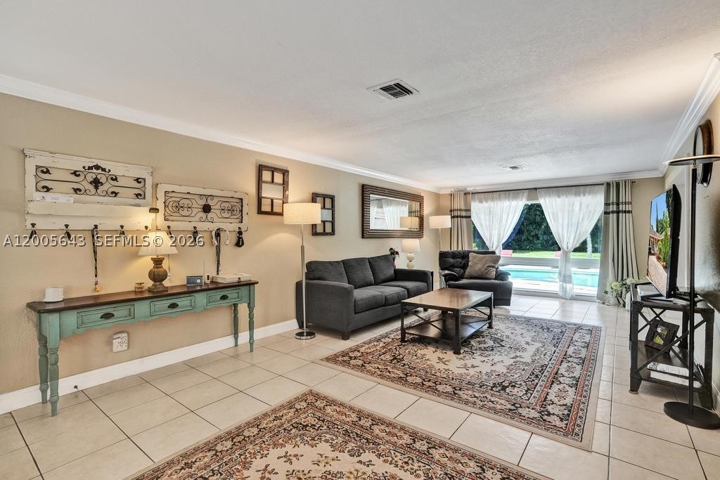 EVERGLADES LAND CO - Residential