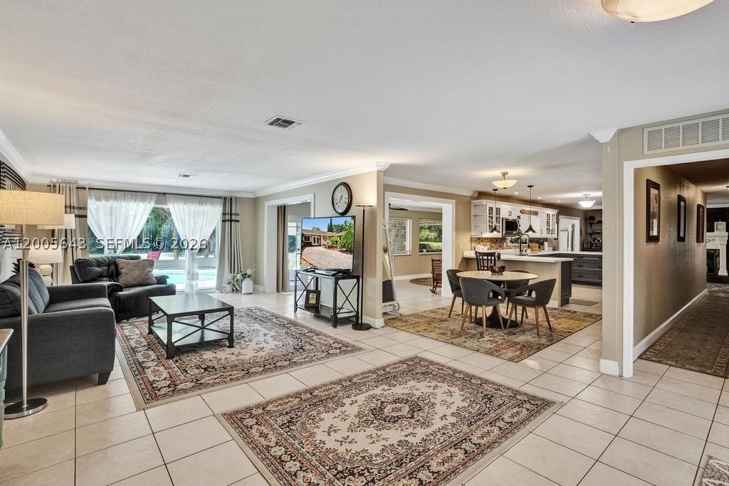 EVERGLADES LAND CO - Residential