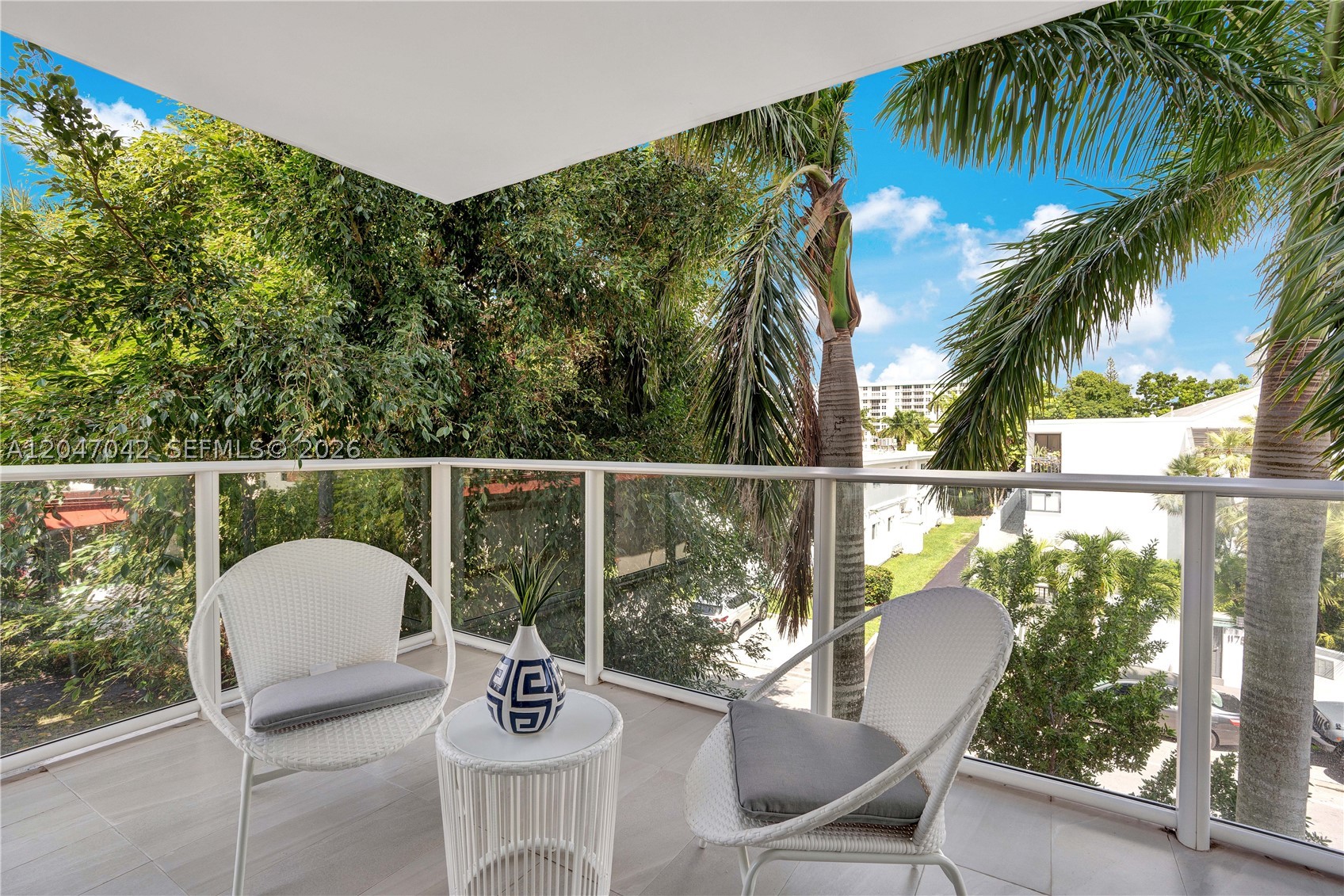 BAY HARBOUR ISLAND - Residential Lease