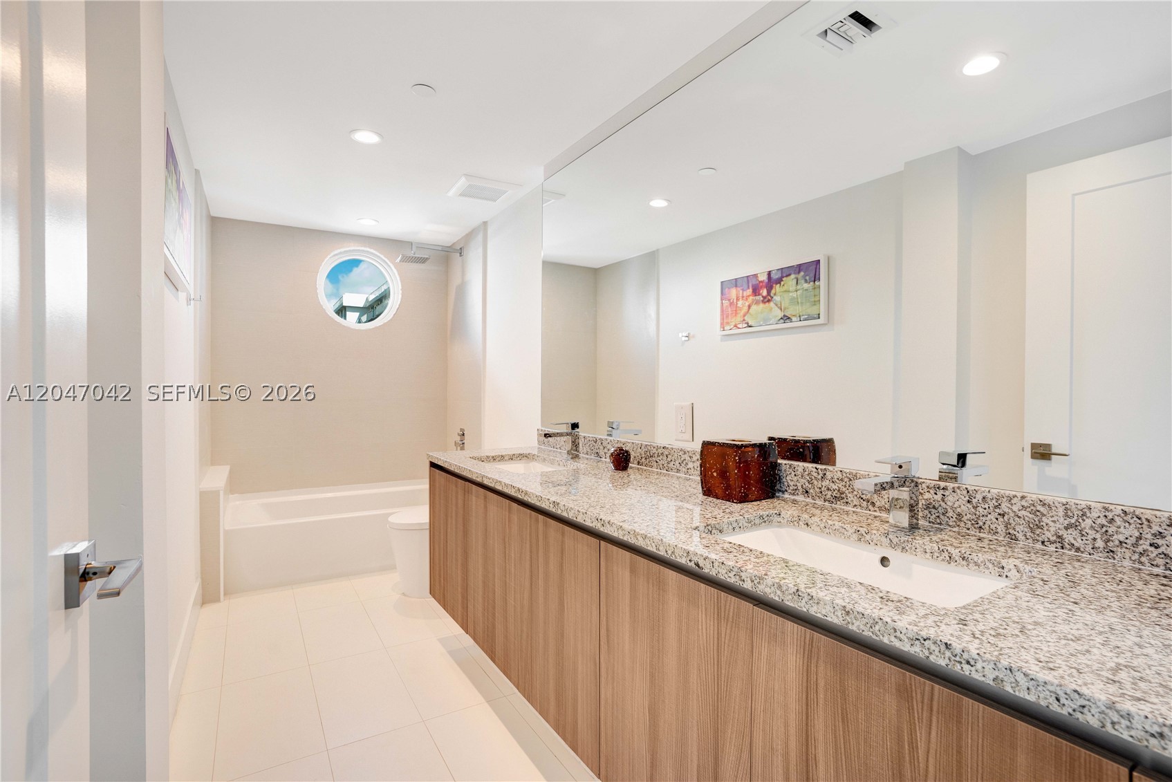BAY HARBOUR ISLAND - Residential Lease