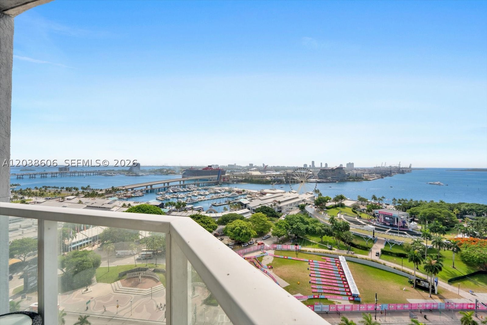 VIZCAYNE NORTH CONDO - Residential