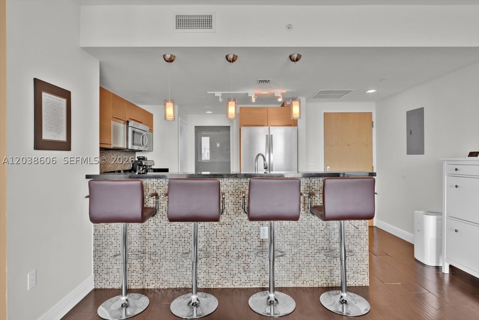 VIZCAYNE NORTH CONDO - Residential