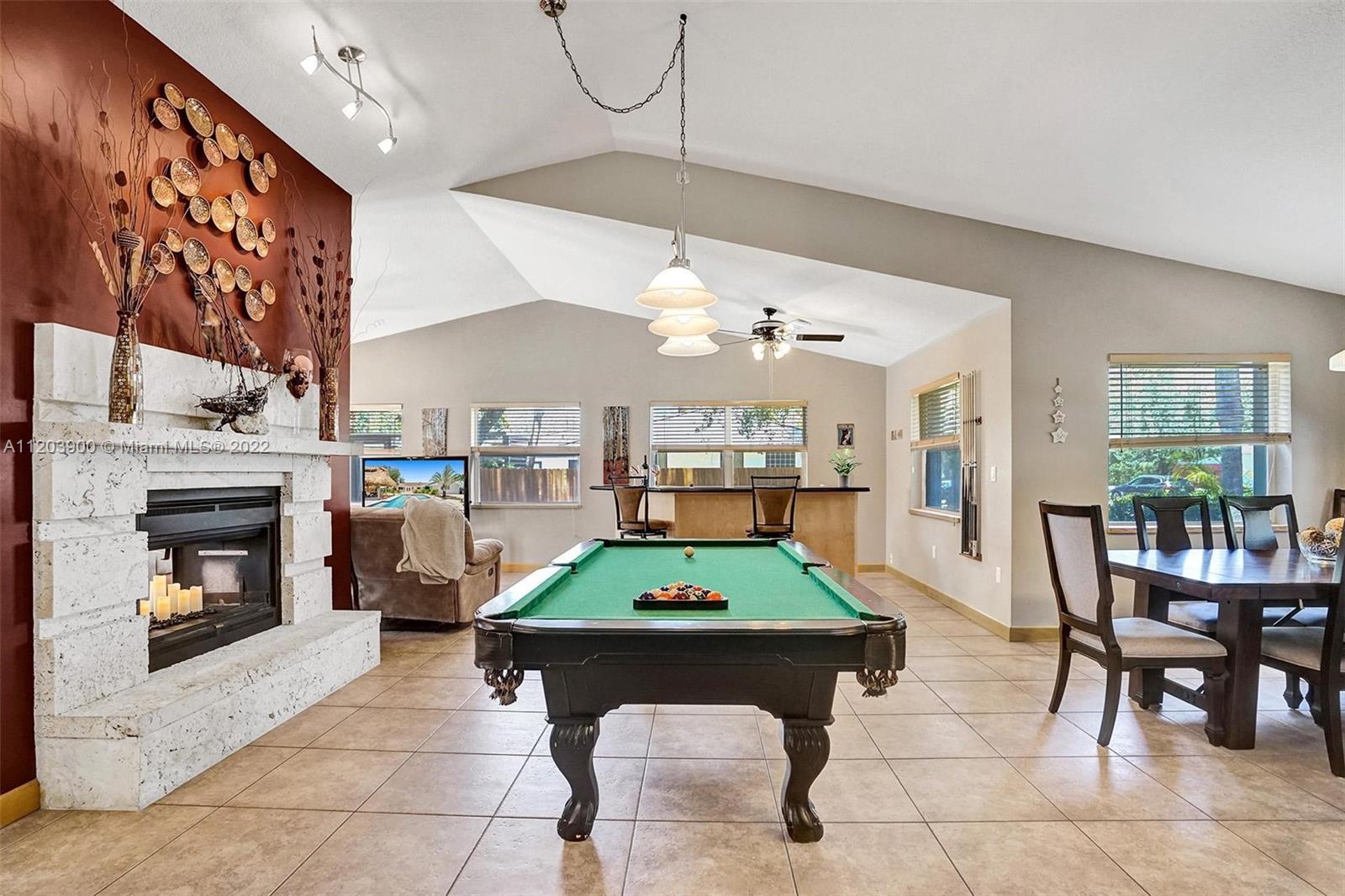 RICHARD ESTATES - Residential