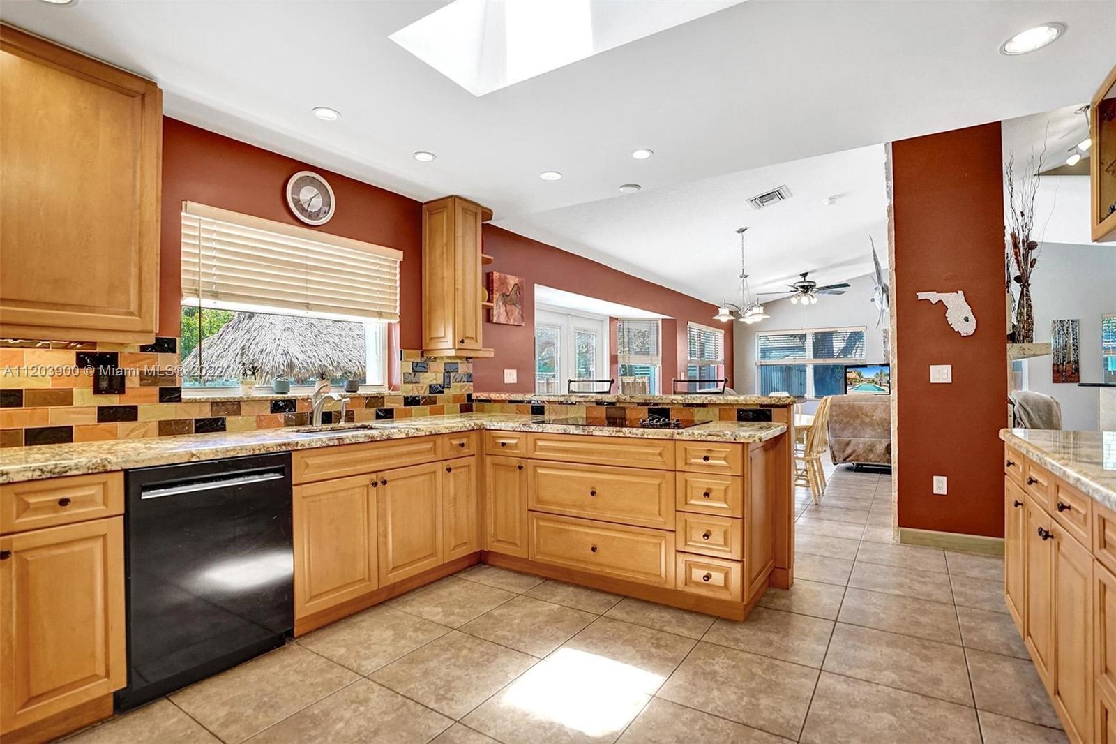 RICHARD ESTATES - Residential