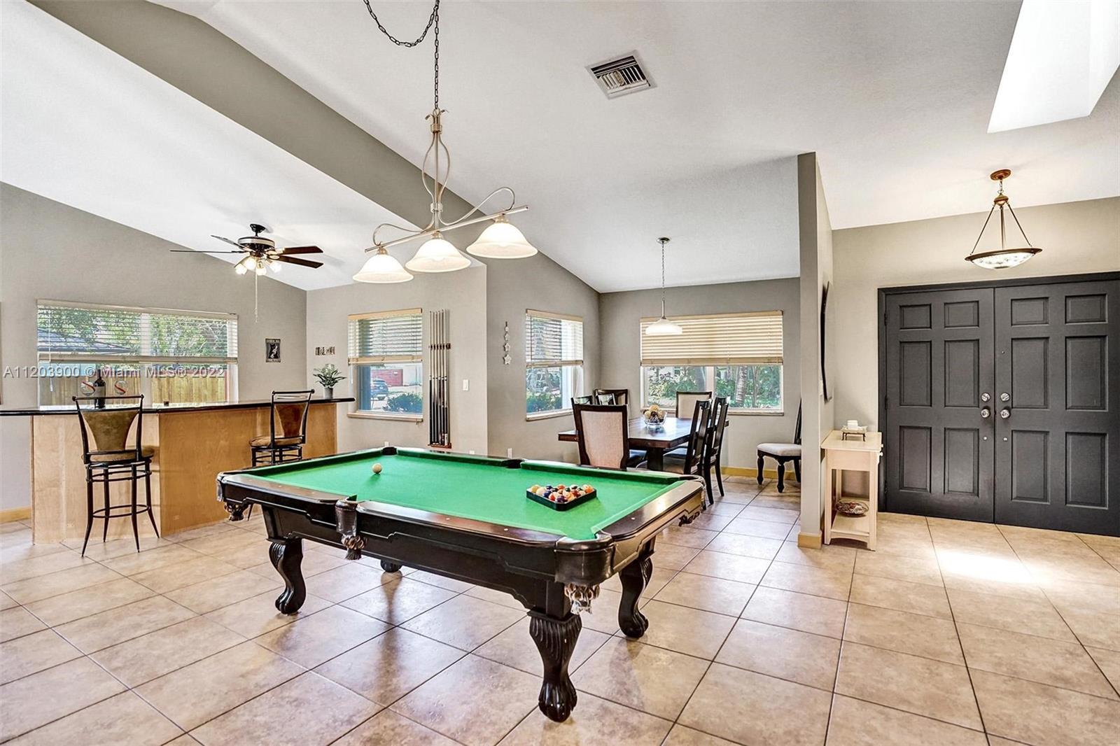 RICHARD ESTATES - Residential