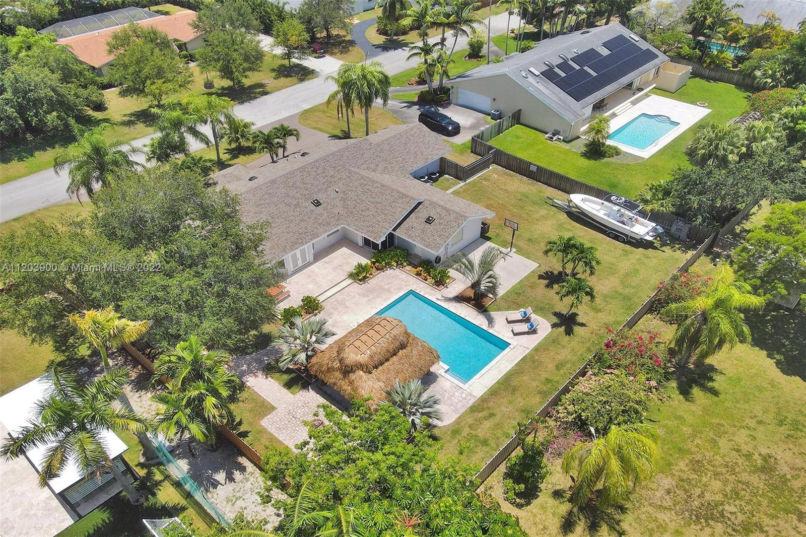 RICHARD ESTATES - Residential