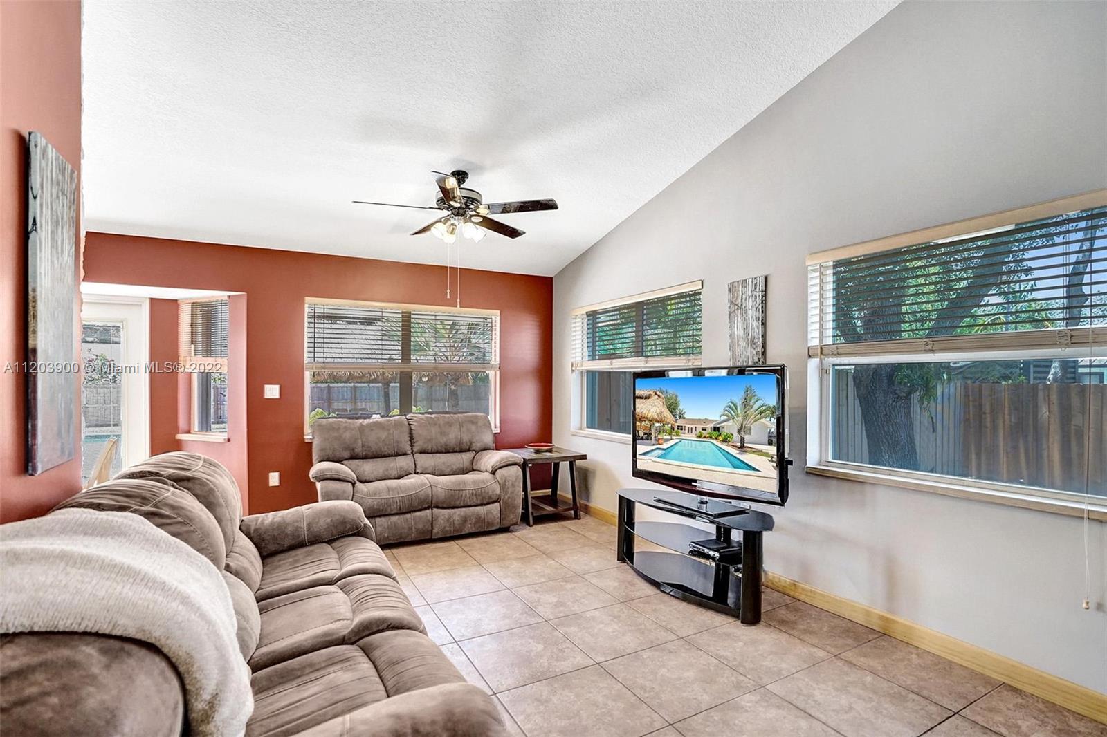 RICHARD ESTATES - Residential