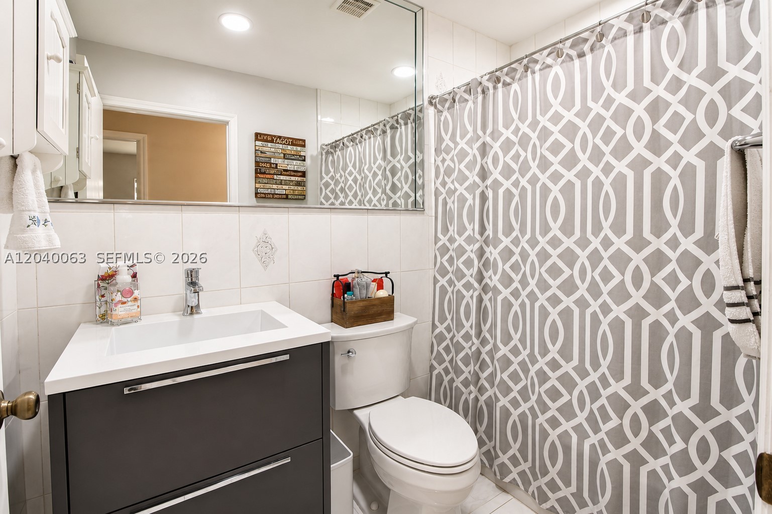 ADRIAN HOMES AT LAGO MAR - Residential