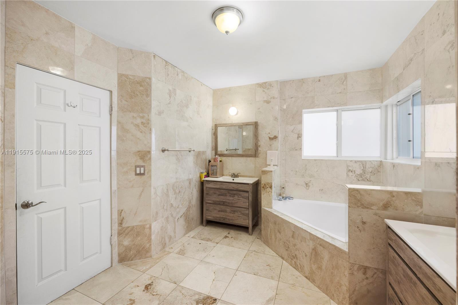 DORAL ISLES CAYMAN - Residential Lease