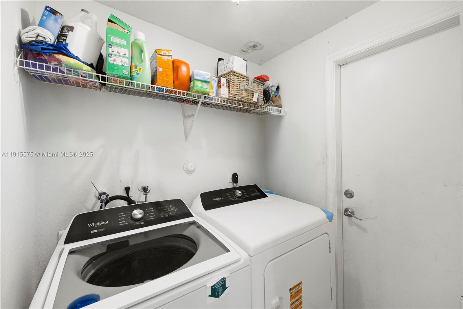 DORAL ISLES CAYMAN - Residential Lease