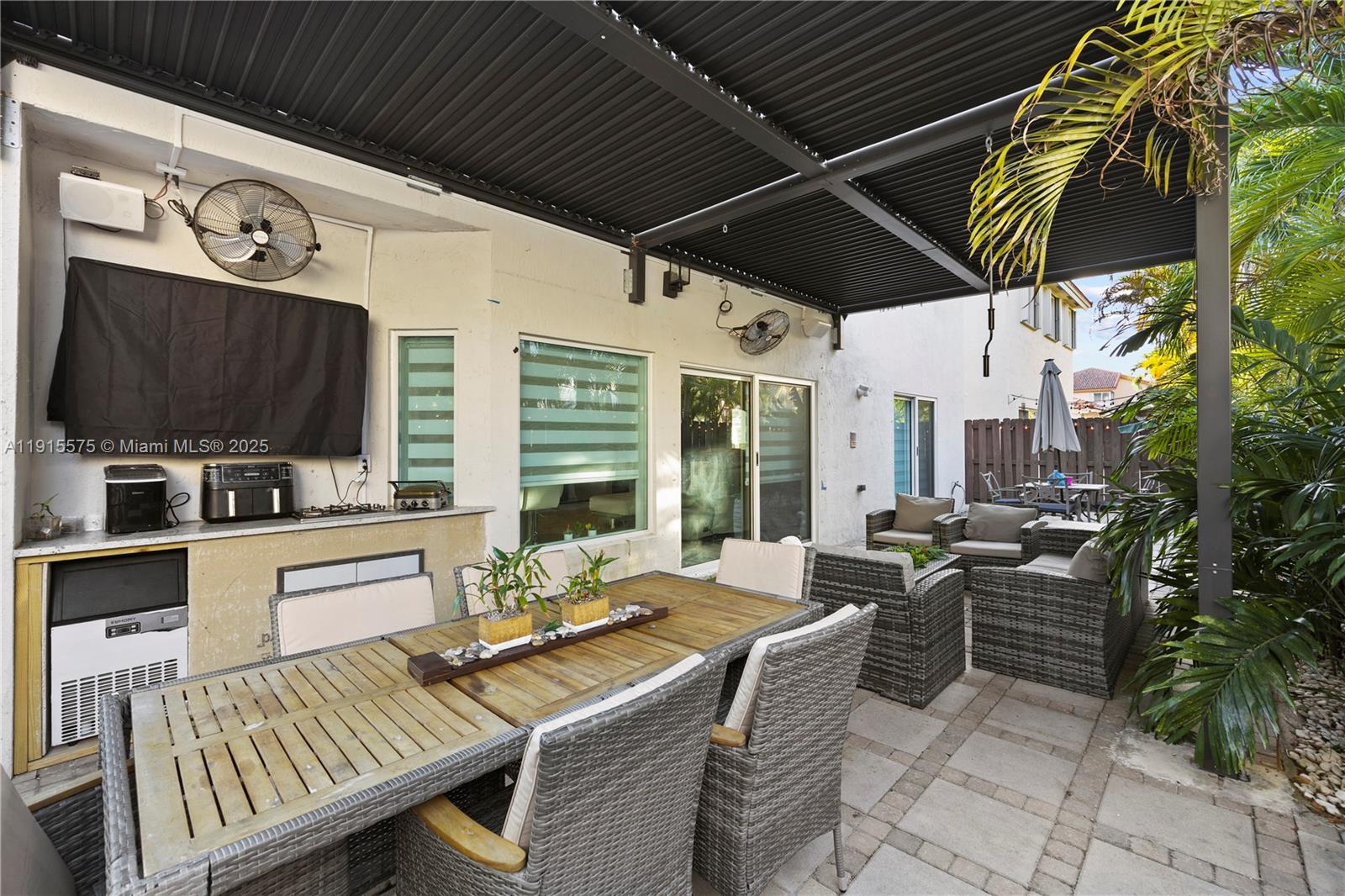 DORAL ISLES CAYMAN - Residential Lease