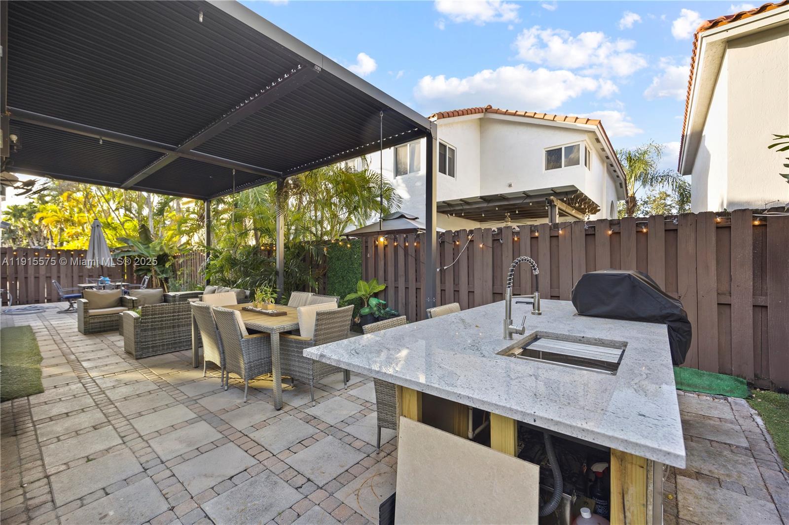 DORAL ISLES CAYMAN - Residential Lease