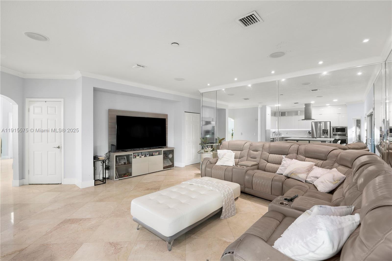 DORAL ISLES CAYMAN - Residential Lease