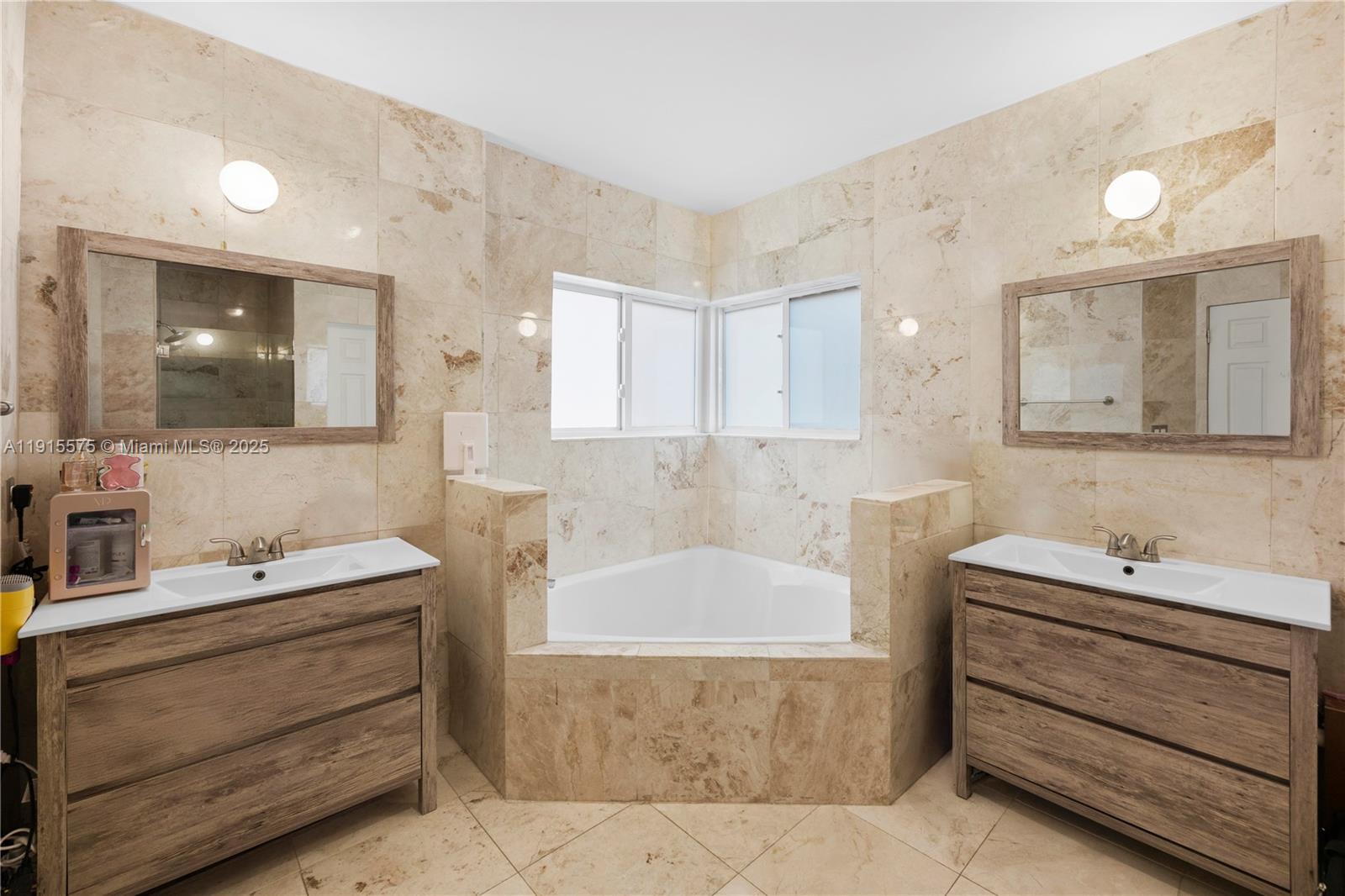 DORAL ISLES CAYMAN - Residential Lease