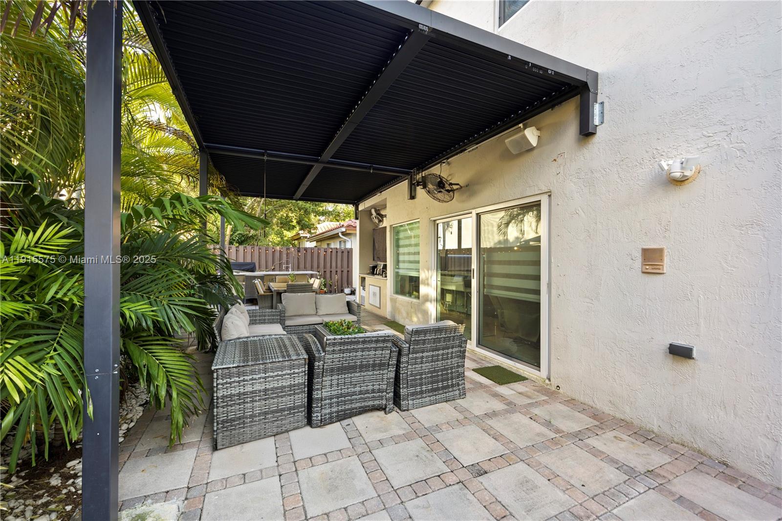 DORAL ISLES CAYMAN - Residential Lease