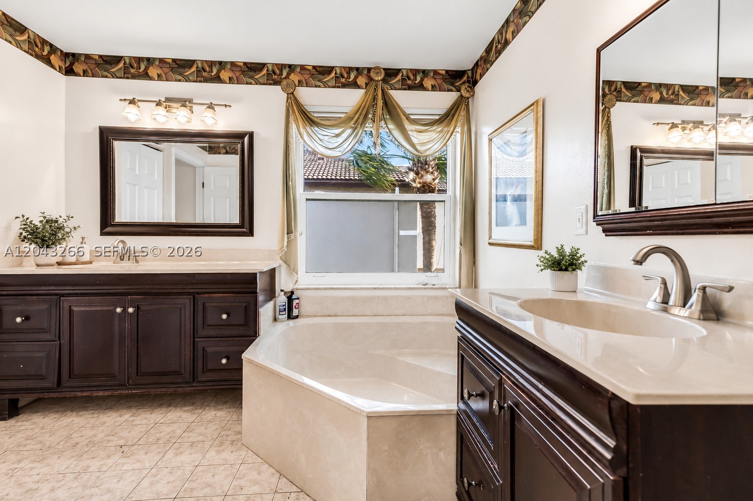 SILVER SHORES (PARCELS A - Residential