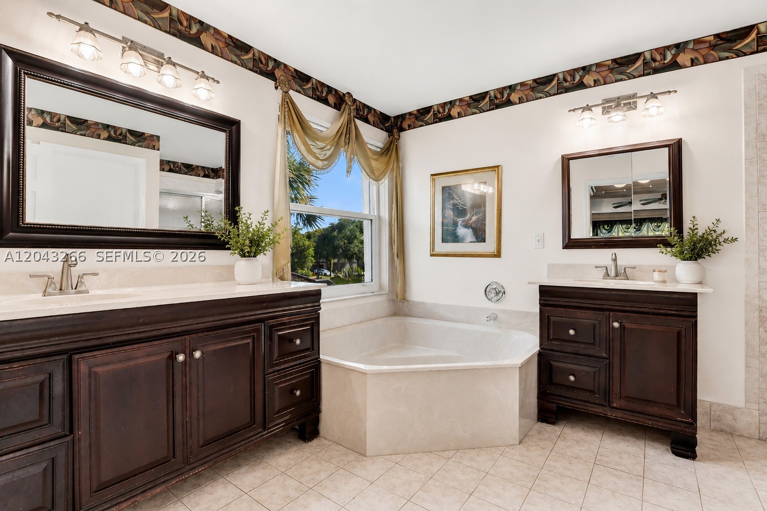 SILVER SHORES (PARCELS A - Residential