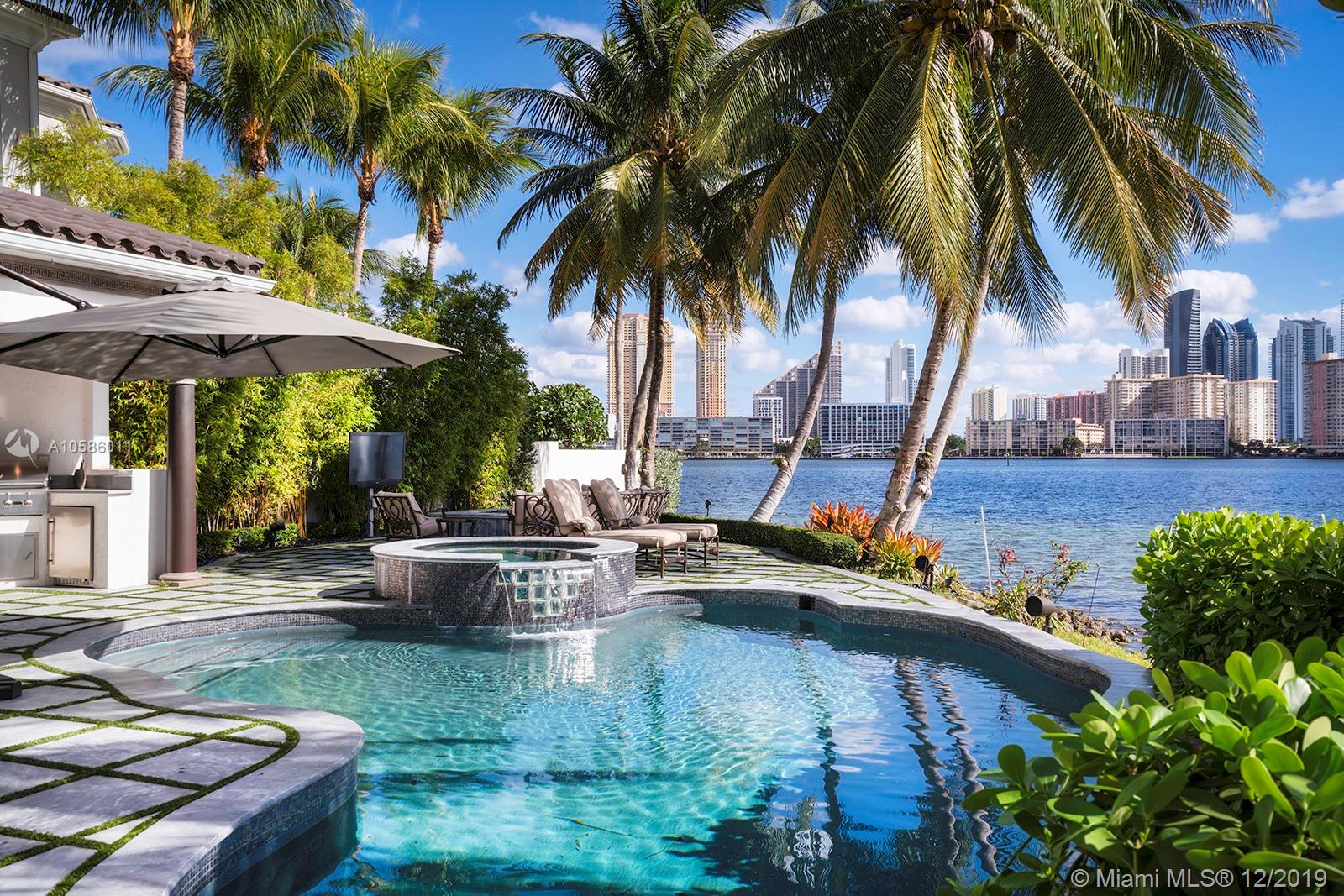 ISLAND ESTATES - Residential