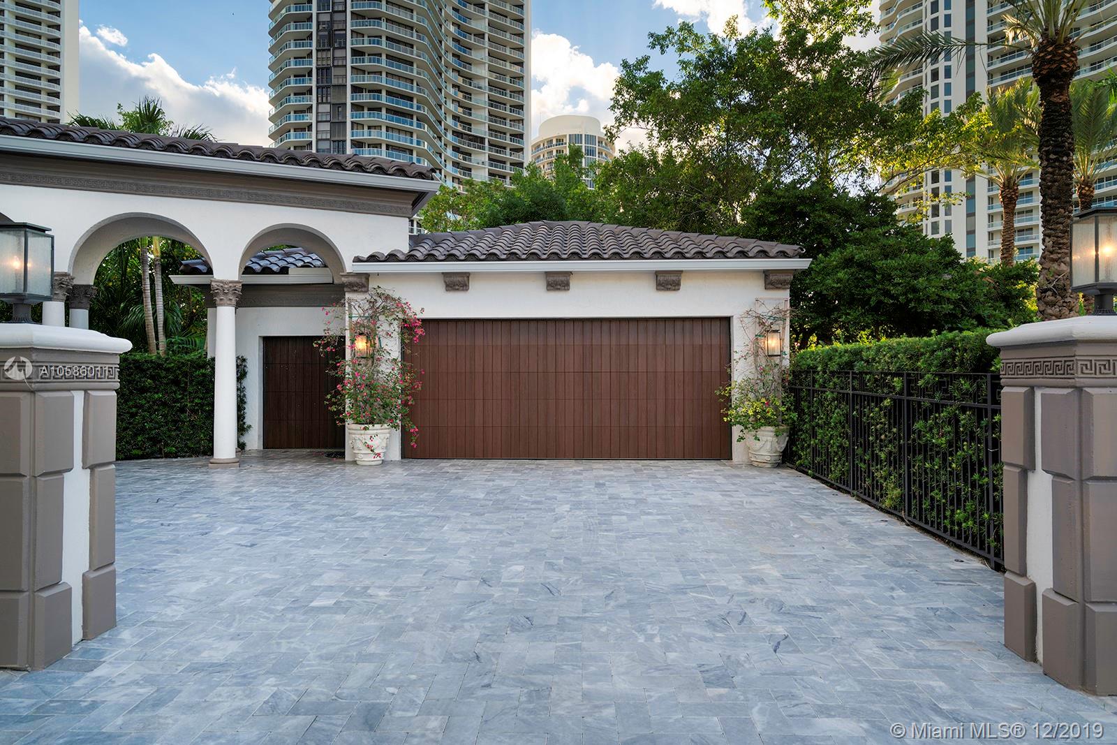 ISLAND ESTATES - Residential