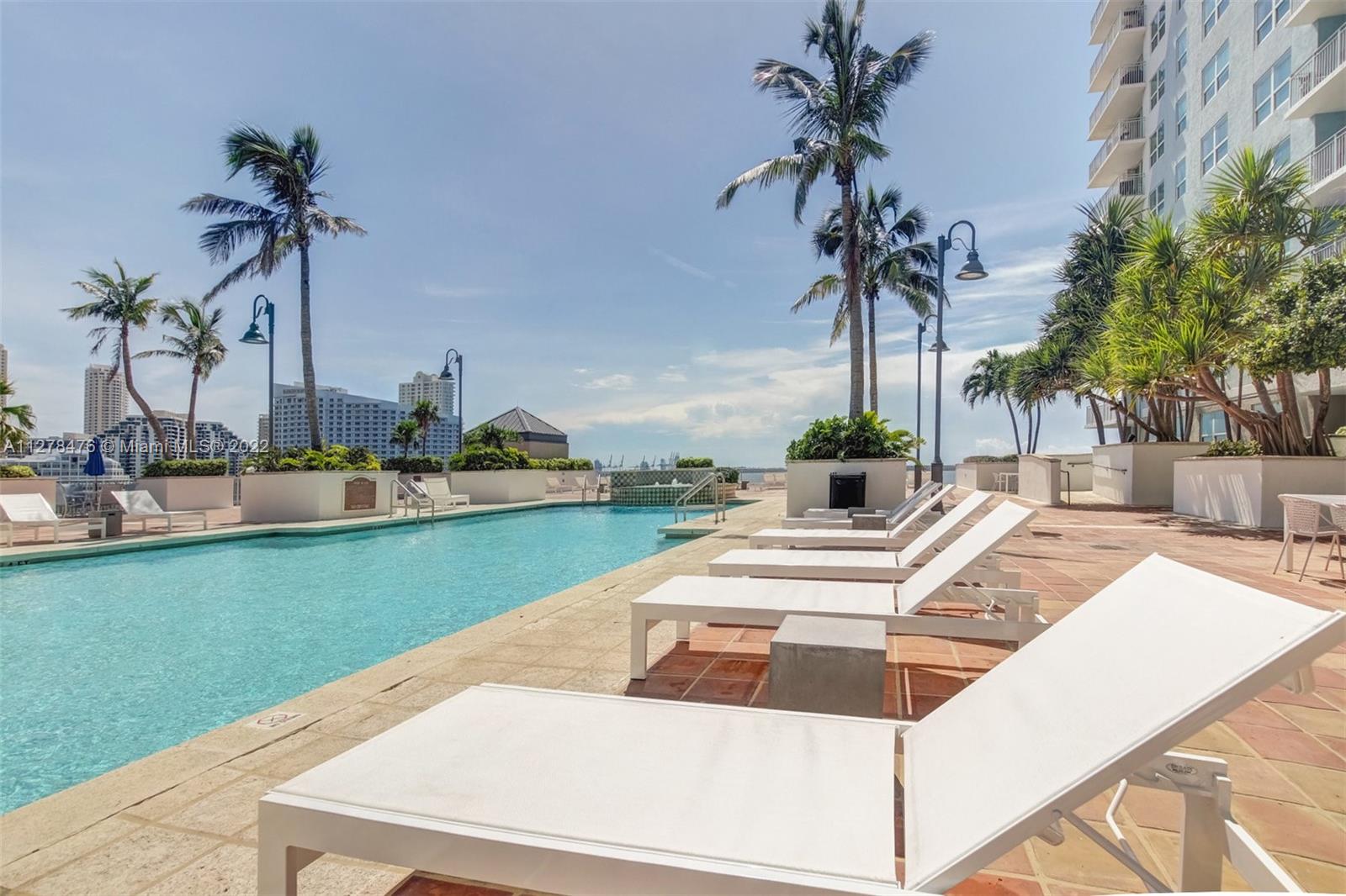 Yacht Club Brickell - Residential Lease