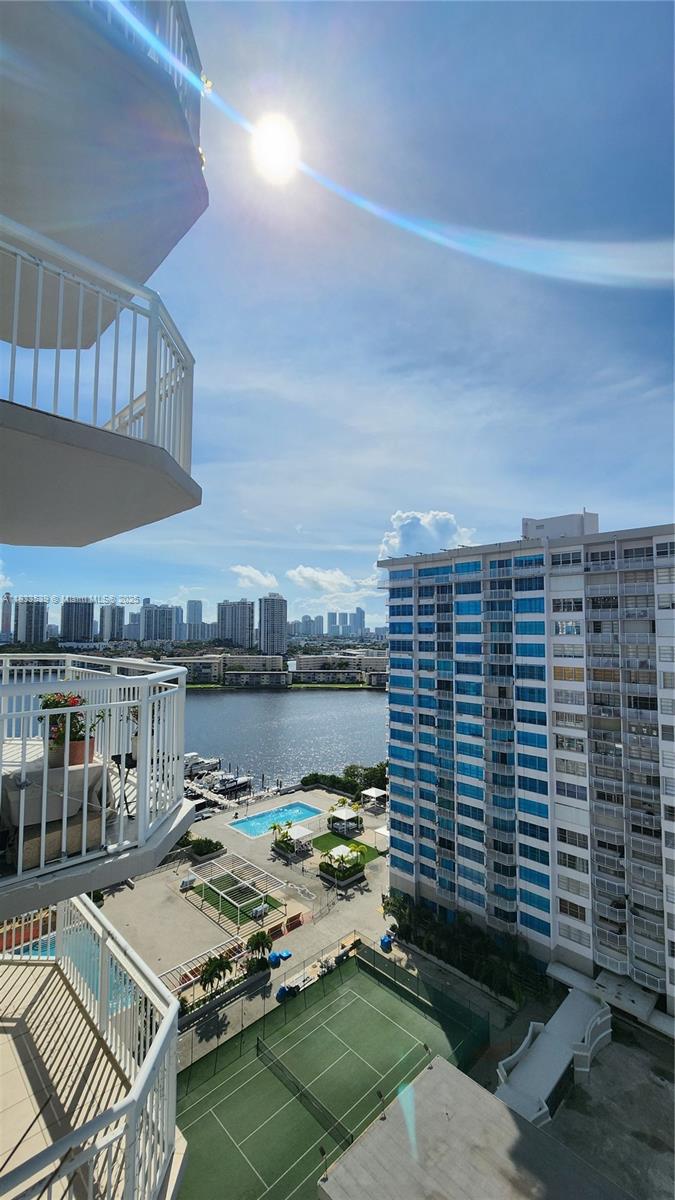 DEL PRADO MARINA - Residential