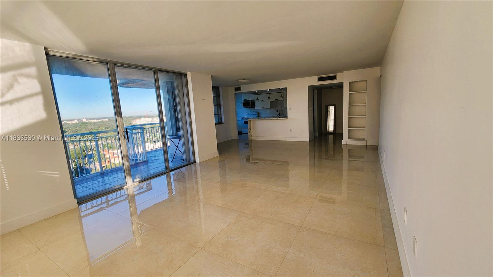 DEL PRADO MARINA - Residential