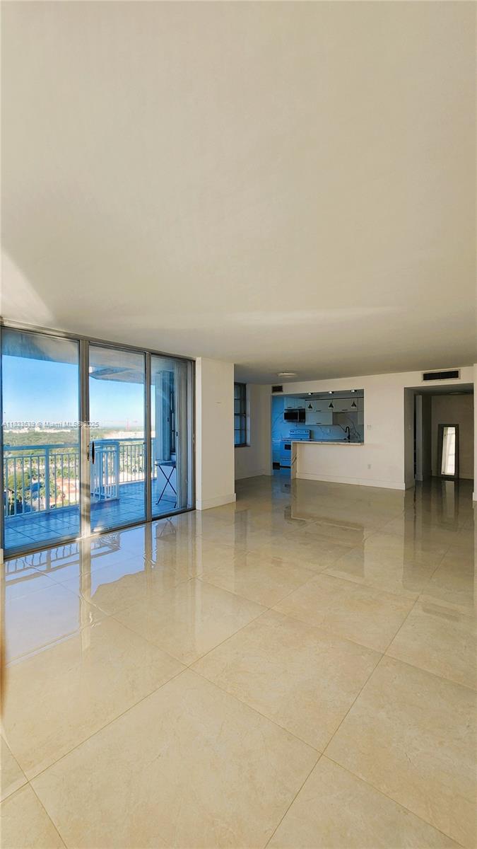 DEL PRADO MARINA - Residential