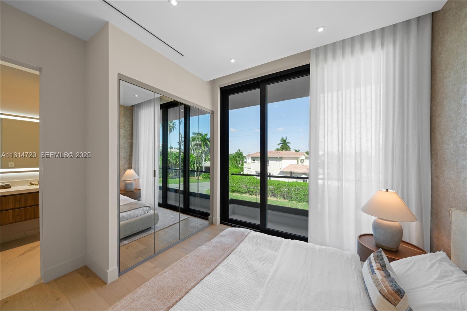 EASTERN SHORES - Residential