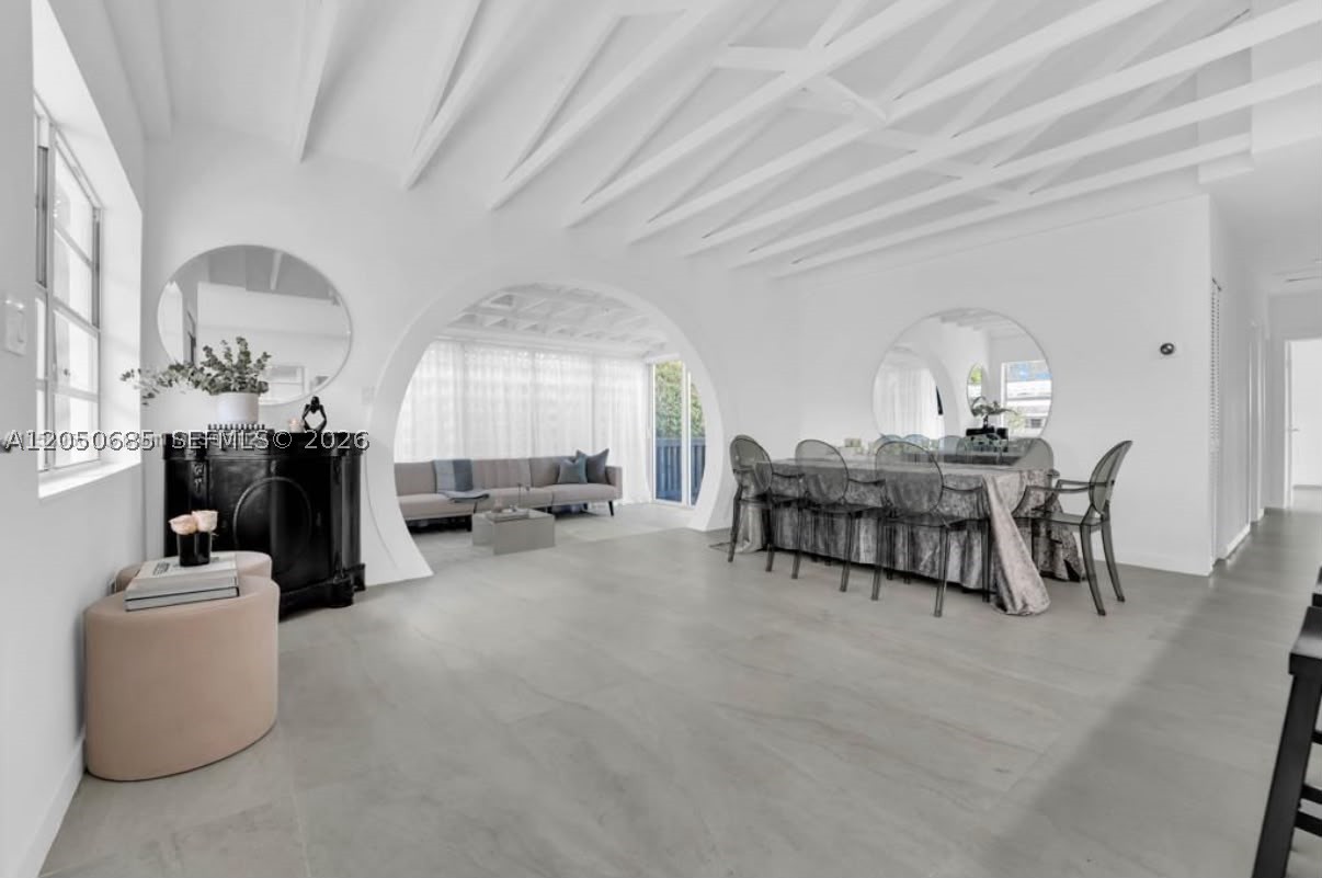 ALTOS DEL MAR NO 5 - Residential