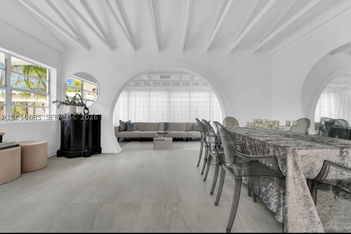 ALTOS DEL MAR NO 5 - Residential