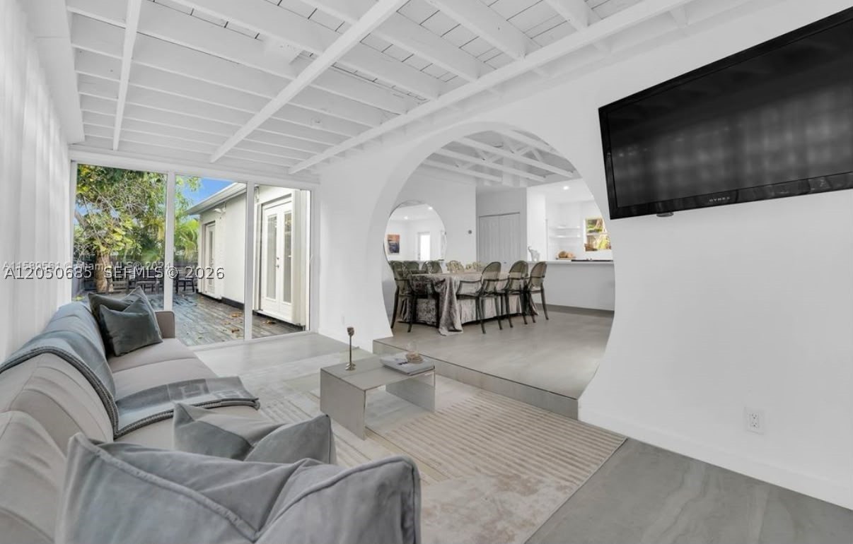 ALTOS DEL MAR NO 5 - Residential