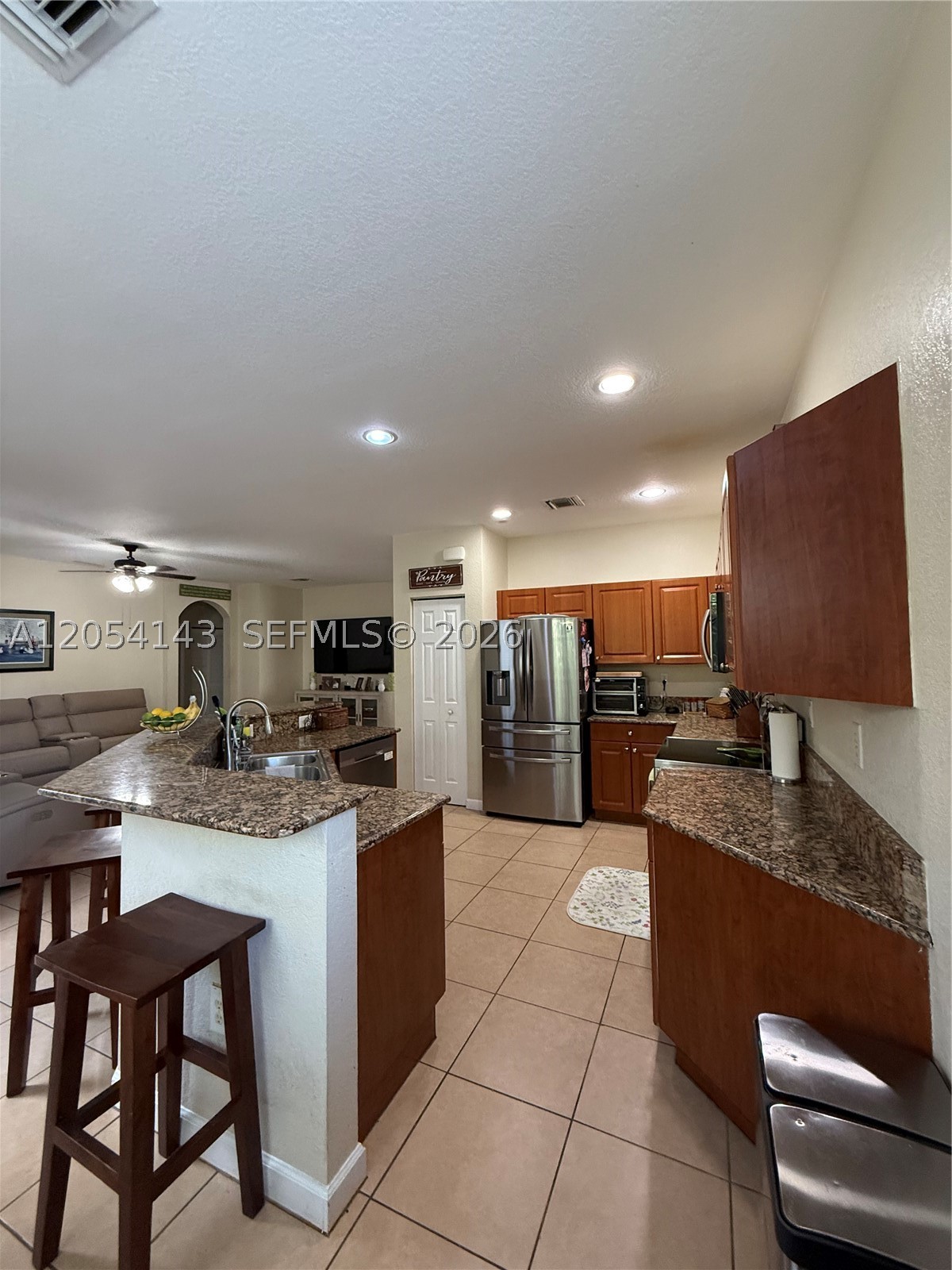 SILVER PALM EAST SEC TWO - Residential Lease