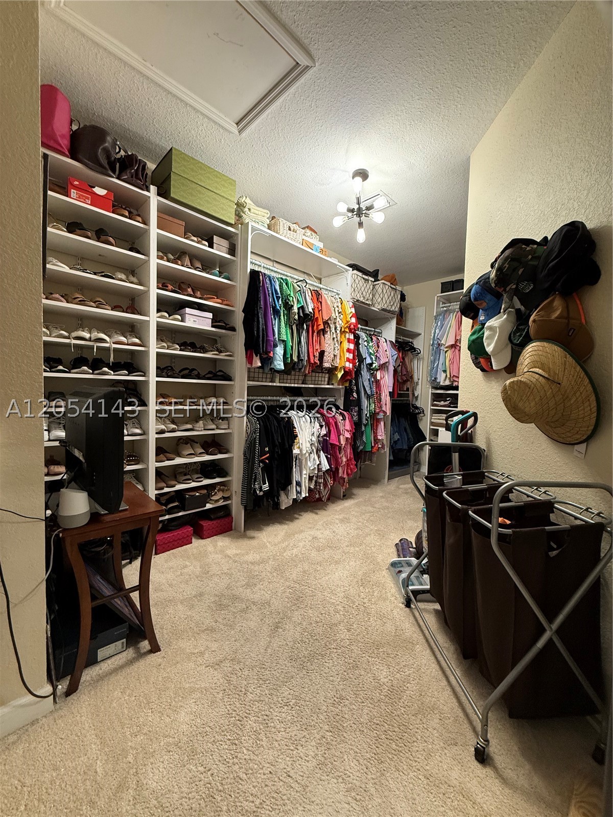 SILVER PALM EAST SEC TWO - Residential Lease