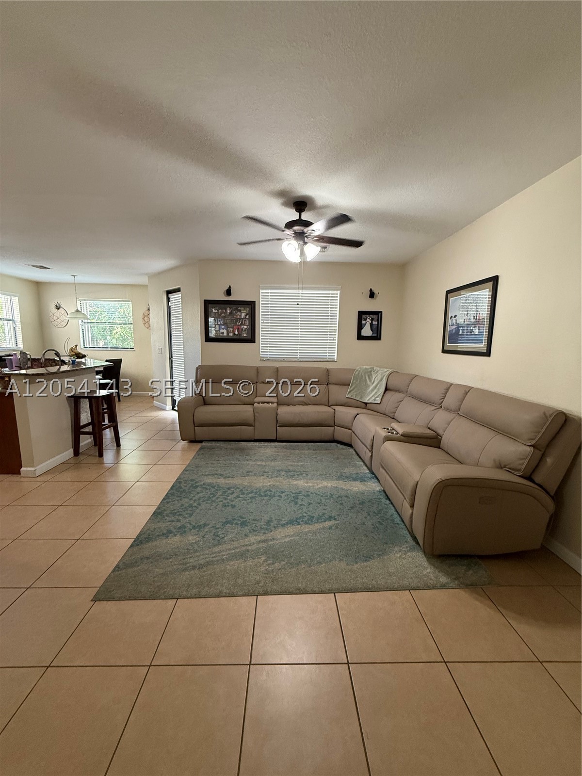SILVER PALM EAST SEC TWO - Residential Lease