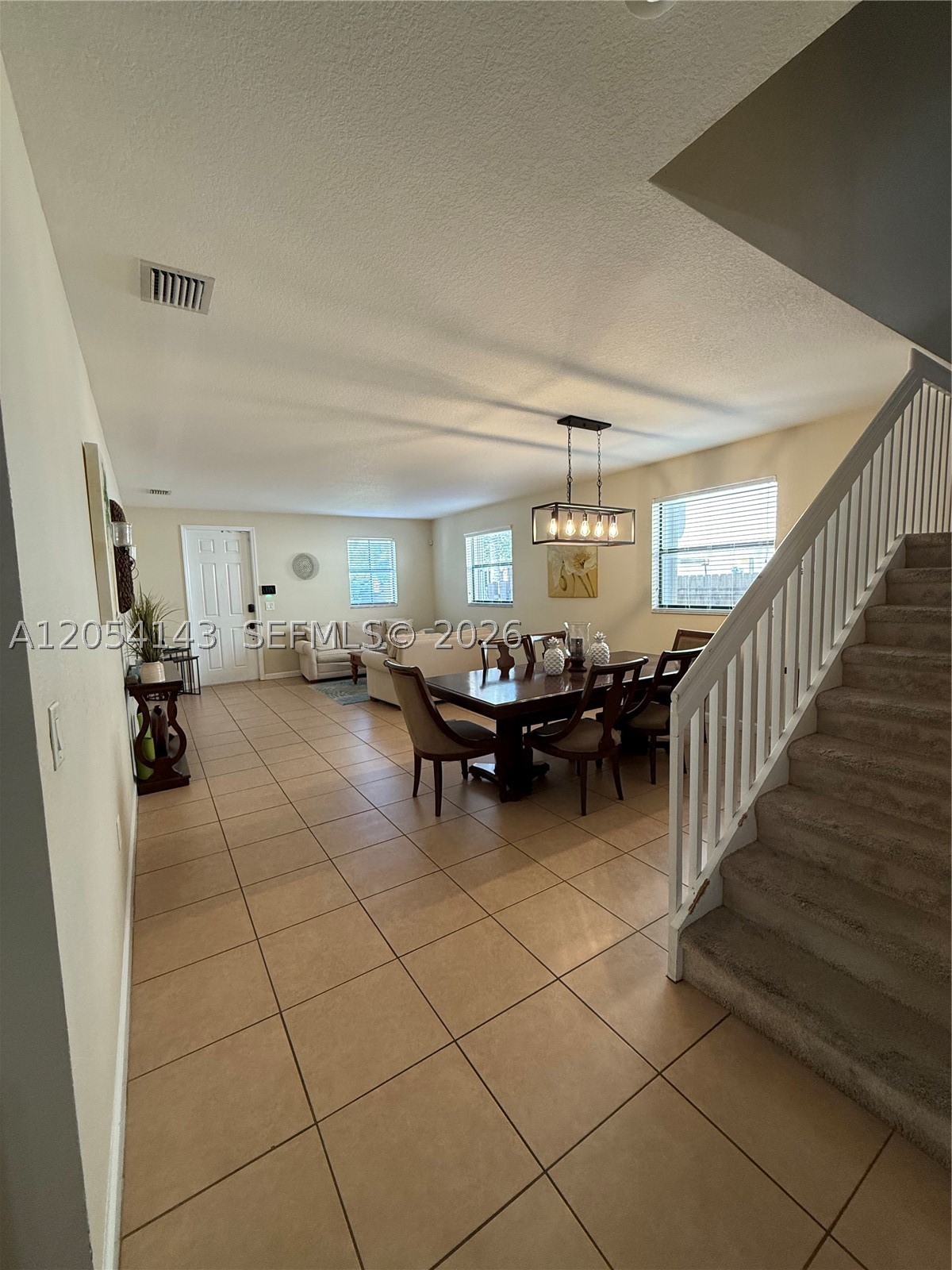 SILVER PALM EAST SEC TWO - Residential Lease